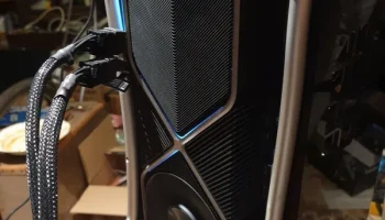 Монтажный кронштейн RTX 3090 1