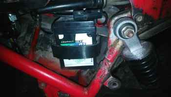 Ремень для крепления аккумулятора Honda MT 5............ 2