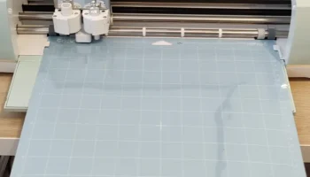 Cricut Explore Air 2 - удлинитель/держатель коврика 1