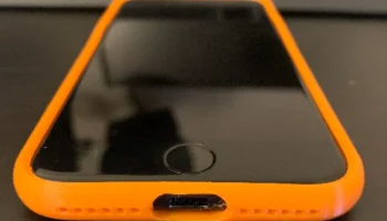 Защитный чехол для iPhone 8 2