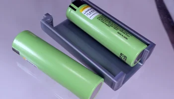 Адаптер 18650 для корпуса блока питания DIY........ 1