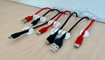 Держатель кабеля