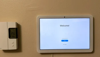 Настенное крепление для Samsung Galaxy Tab A9+...
