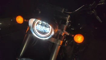 Honda VTX1800 5,75-дюймовое крепление светодиодной фары.....