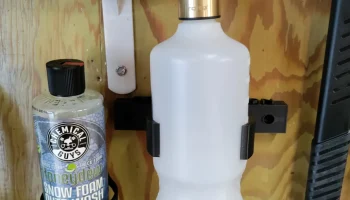 Настенная вешалка для пенной пушки Chemical Guys (диаметр.. 8