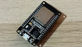 Альтернативный цоколь лампы (ESP32 30-контактный Micro-US.. 1