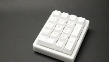 Цифровая клавиатура (USB или Bluetooth)