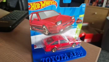 Специальная подставка Hot Wheels TOYOTA AE86............