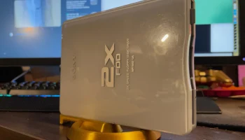 Вертикальная подставка для Sony 2X FDD...... 3