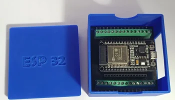 ESP32 + клеммный адаптер 1