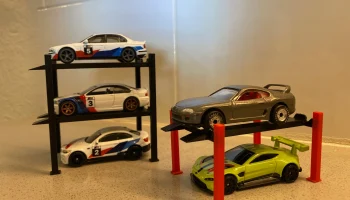Литой под давлением стенд Hot Wheels с 4 опорами для автомоб
