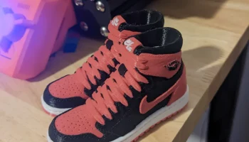 Разноцветные кроссовки Nike Air Jordan