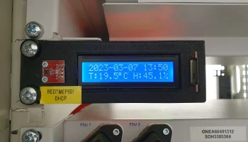 Кронштейн для мониторинга среды стойки........