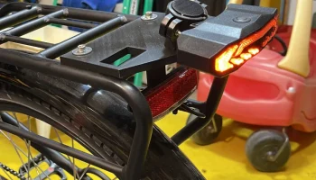 КРЕПЛЕНИЕ ЗАДНЕГО ФОНА НА ЗАДНЕЙ БАГАЖНИКЕ RAD POWER BIKE...