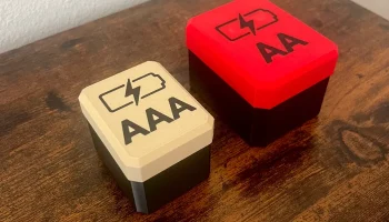 Коробки для хранения батарей типа AA и AAA с защелкивающе...