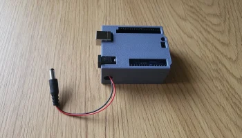 Корпус Arduino Uno с гнездом для батареи 9 В............ 5