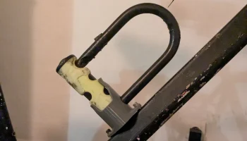 Крепление для флягодержателя с замком ABUS mini 40 U...... 1
