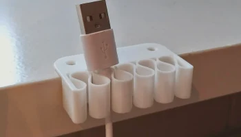 Универсальный держатель кабеля 1