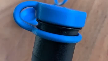Stromer или специализированная крышка для зарядного устро... 1