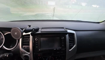 Полка радиоприемника Toyota Tacoma 2.5 поколения............