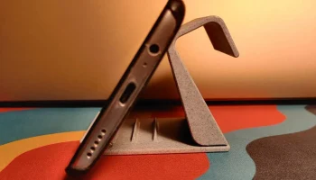 Держатель для телефона в самолете и для путешествий......... 4