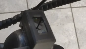 Отображение напряжения/корпус вольтметра (ebike)...... 1