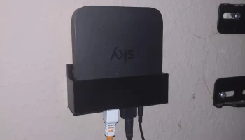 Подставка для SKY Q IPTV BOX Подставка для SKY Q IPTV BOX