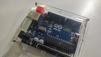 Кнопка сброса для Arduino UNO