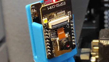Простое крепление ESP32 CAM 1