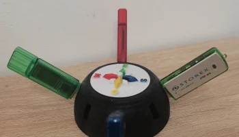 USB-держатель Компас USB-держатель Компас
