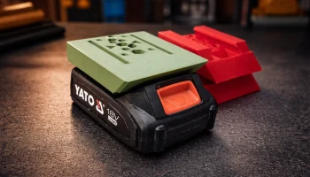 Держатель аккумулятора YATO TOYA