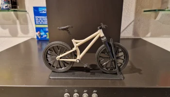 Fahrradhalterung / St&auml;nder f&uuml;r Bicycle 2.0 (Remix)
