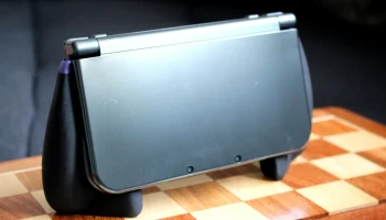 Ручка и подставка для нового 3DS XL Ручка и подставка для нового 3DS XL