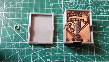 Адаптер SynScan micro USB и порт управления камерой........ 4