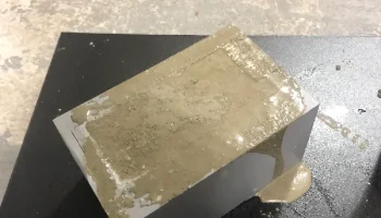 Форма для литья блоков с замком масштаба 1/10 2