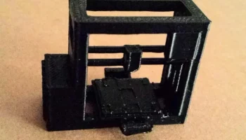 Модель 3D-принтера LulzBot Mini 6
