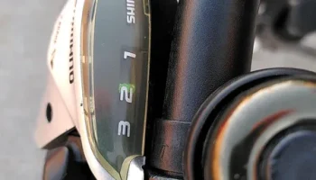 Индикатор передачи Shimano.