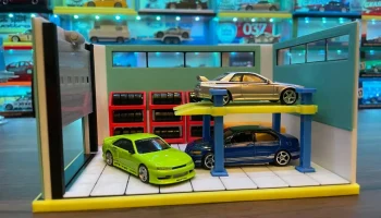 Гаражная витрина Гиги (обычный гараж 1/64)