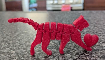 Одноцветный гибкий кот с сердечком...
