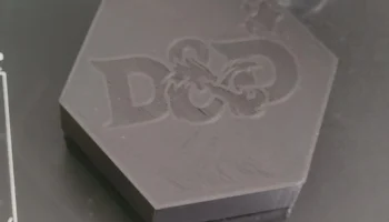 Крышка футляра для игральных костей D&D с пустой крышкой....