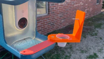 Кормушка для иволги Bird Buddy (половинка апельсина и вин...