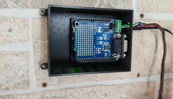 Чехол Arduino UNO R4 WiFi с экраном