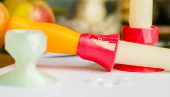 Точилка и держатель для свечей (подсвечник)........ 1