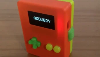 Чехол для портативной игровой консоли Arduino............