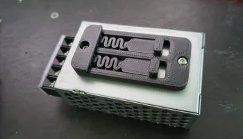 Низкое крепление на DIN-рейку для LRS-200, RS-25, raspberry pi (3 или 4 и ноль 2) и BTT Octopus Низкое крепление на DIN-рейку для LRS-200, RS-25, raspberry pi (3 или 4 и ноль 2) и BTT Octopus