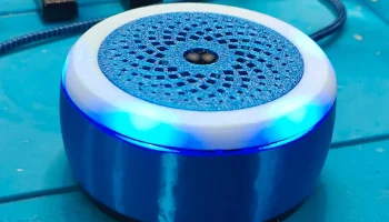 Поддерживает плату разработки ESP32 и динамики с большим .. Поддерживает плату разработки ESP32 и динамики с большим ..