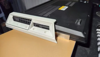 Ноутбуки Lenovo ThinkPad P15 и P52 под кронштейном для ст...