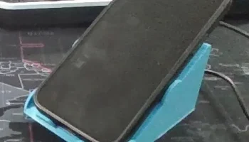 Подставка для беспроводной зарядки своими руками........