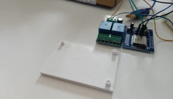 Крепление для 2-канального релейного модуля ESP32-WROOM.... 1