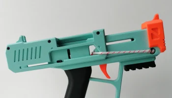 SKLEP mk1_Shell, выбрасывающий струнный бластер Nerf... 2